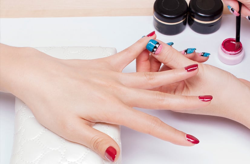 Faux ongles, quelle technique choisir?