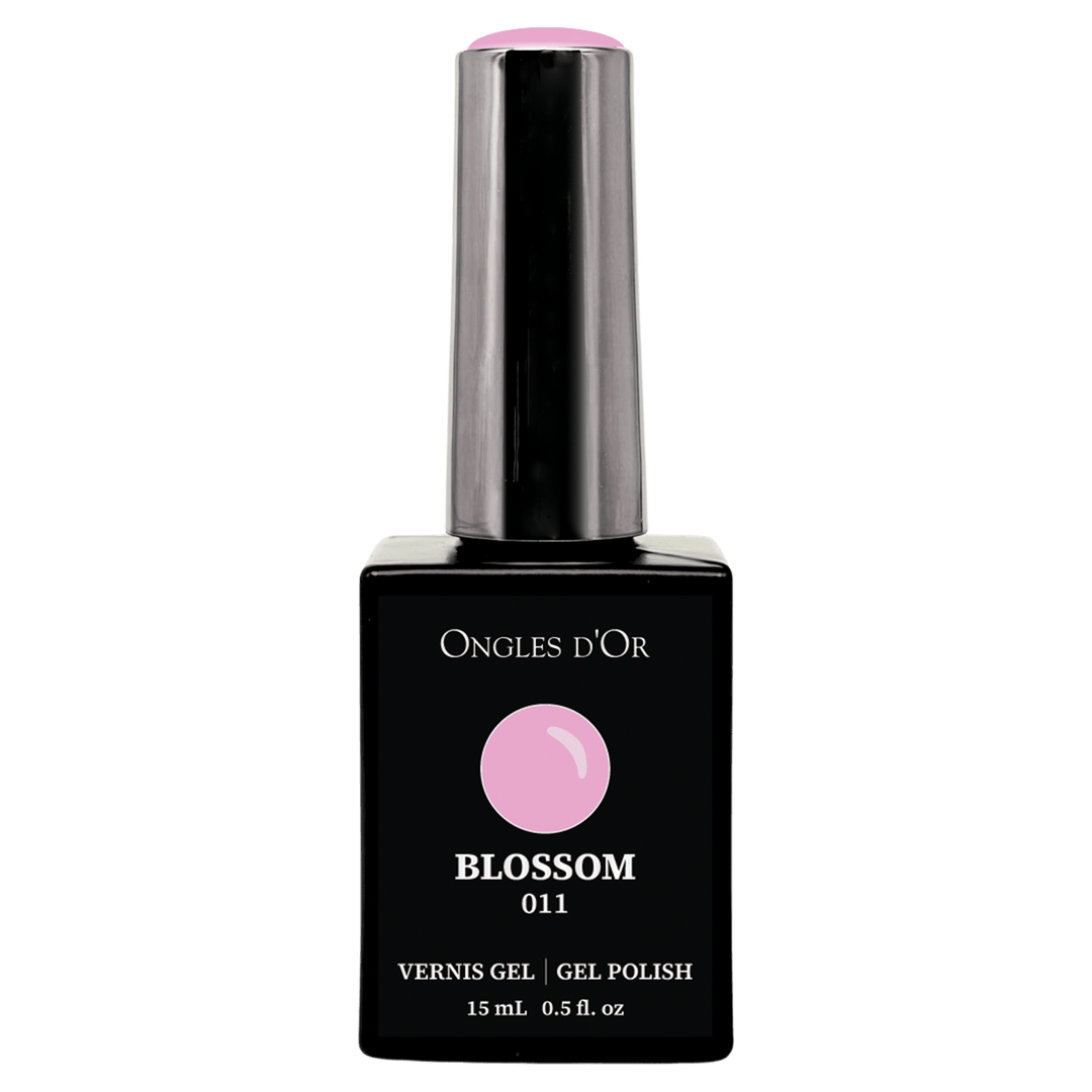 Vernis gel Blossom rose ongles d'or