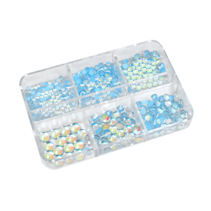 Ensemble Nail Art Perles Bleu Pâle Holo. (6 grandeurs)