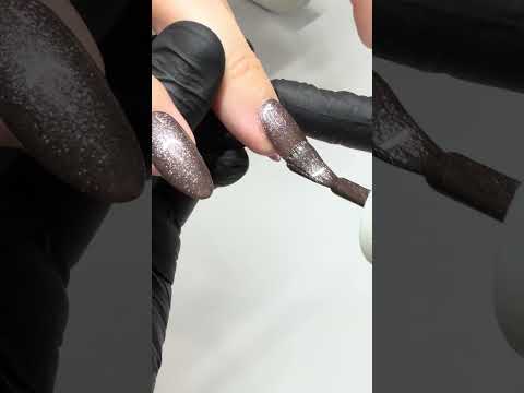 Gelish Vernis Gel Steel the Attention 15 mL