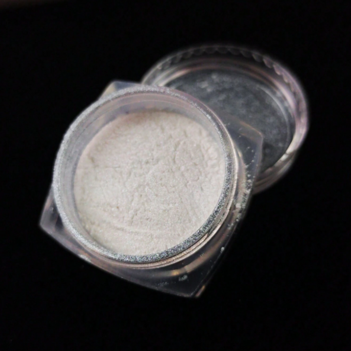 Pearl Aurora Powder White