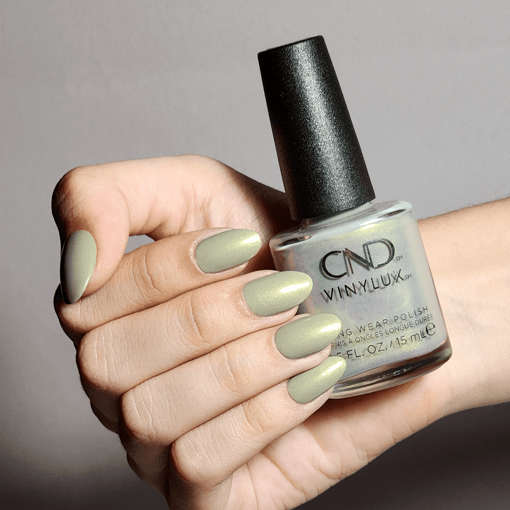 Vinylux CND Nail Polish #450 Rags to Stitches 15mL
